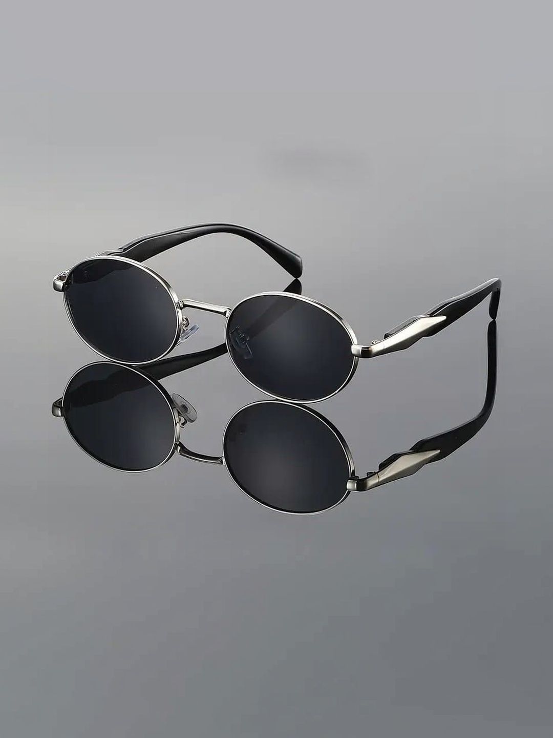 LEGEND EYEWEAR Unisex Black Lens & Gunmetal-Toned Oval Sunglasses with