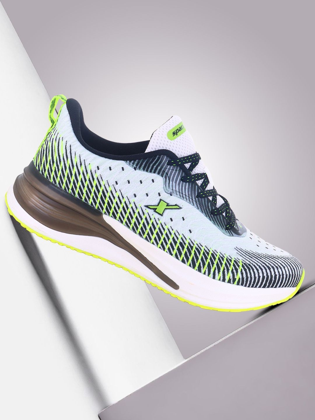 Sparx Men Mesh Non-Marking Sports Shoes