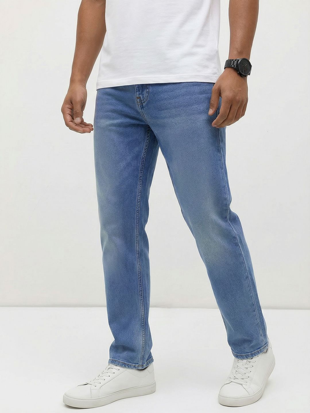 The Roadster Life Co. Men Relaxed Fit Jeans