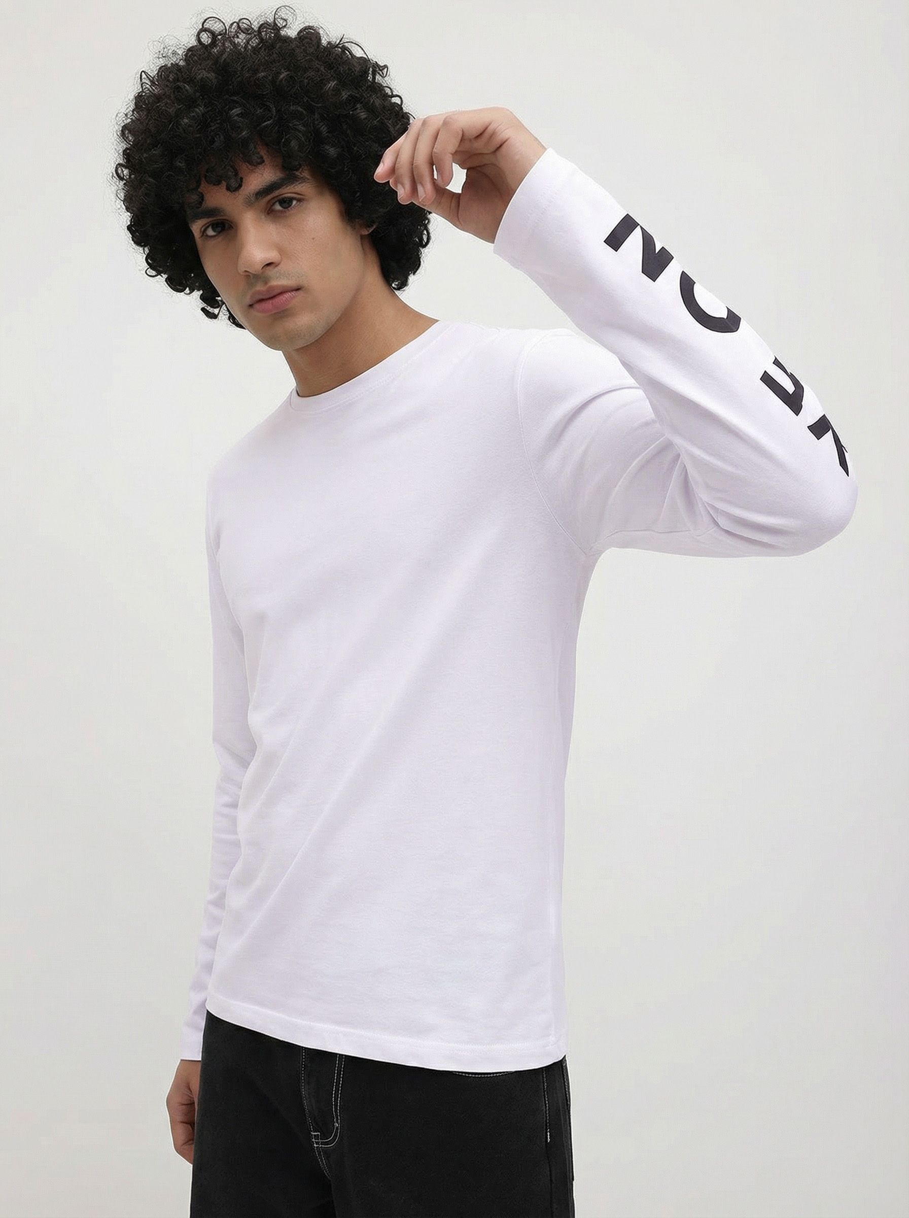 Roadster Men Typography Printed T-shirt