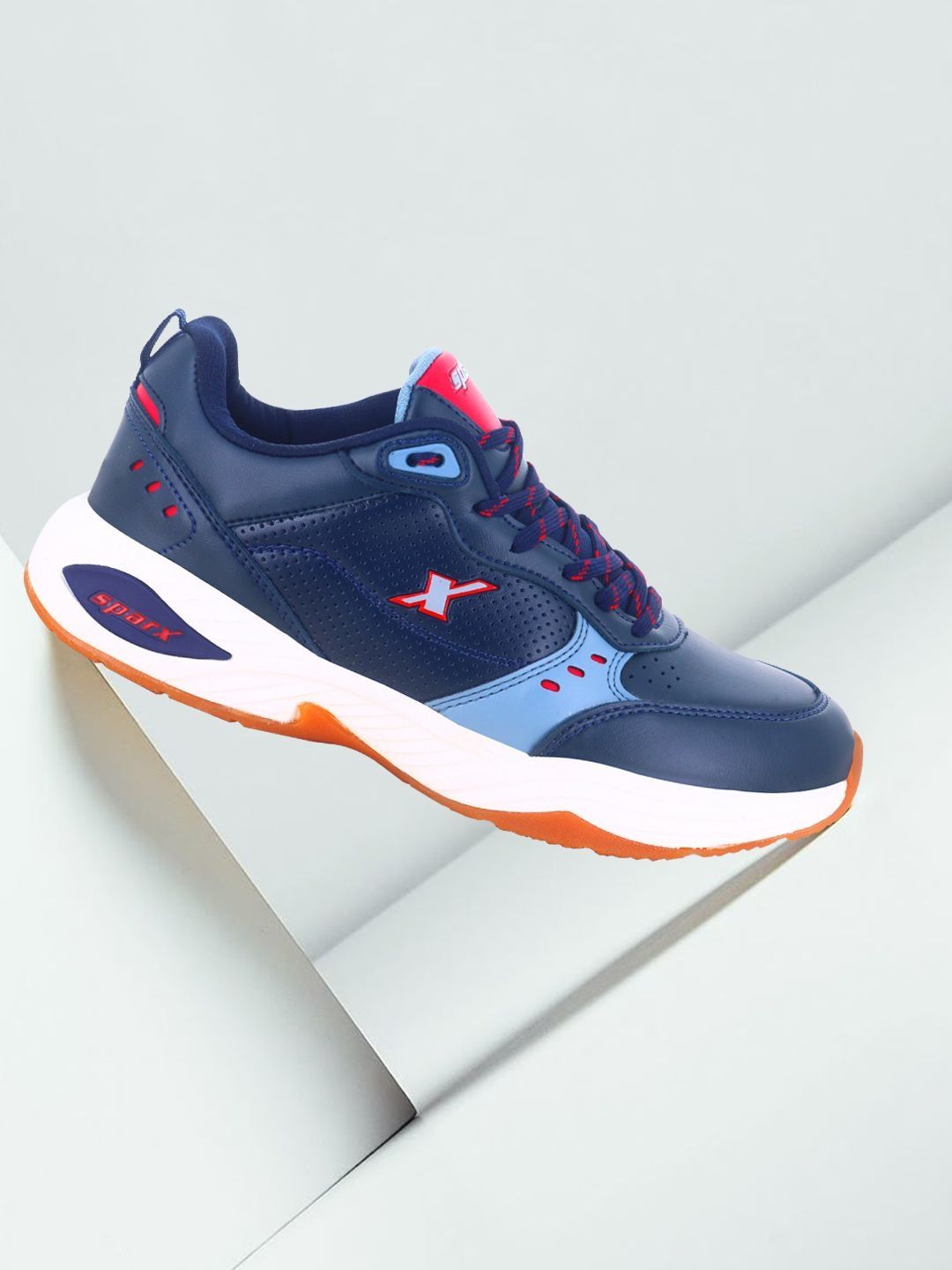 Sparx Men Training or Gym Non-Marking Shoes