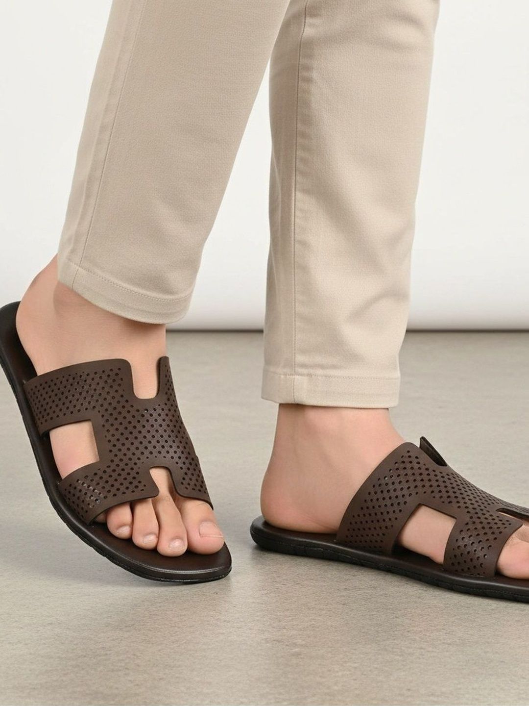 Mast & Harbour Men Slip-On