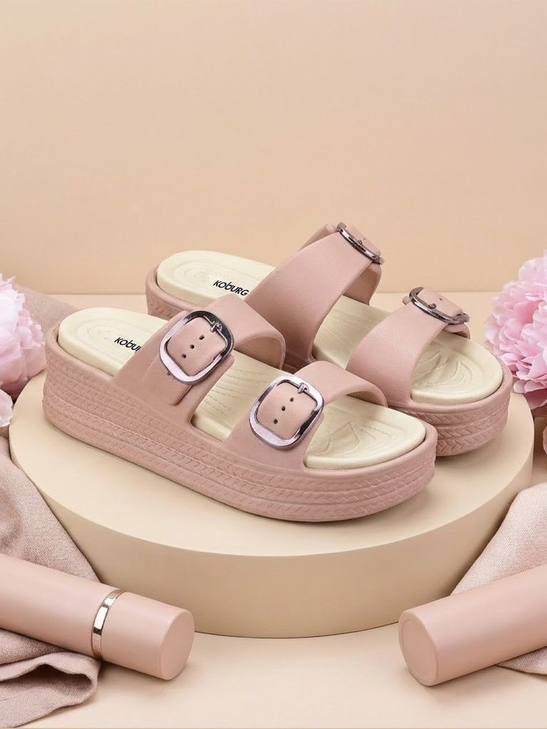 Koburg Textured Flatform Sandals with Buckles
