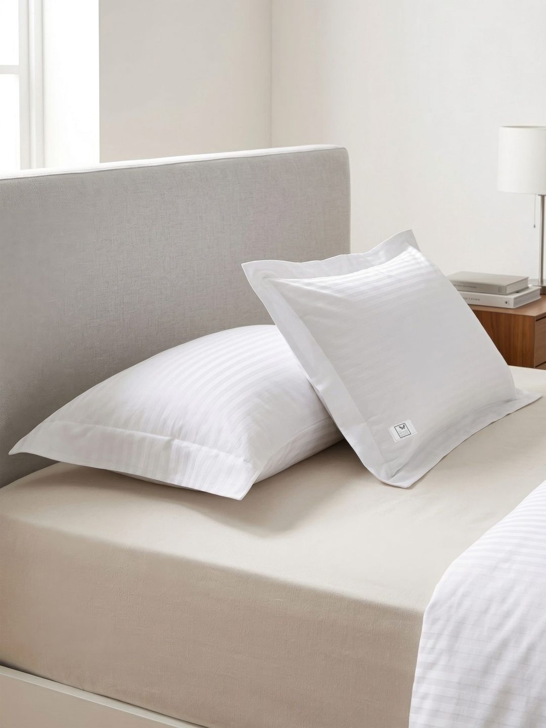 THE WOOD WHITE THE WOOD WHITE White 2 Pieces Striped Pure Cotton Blend Rectangle Pillow Covers