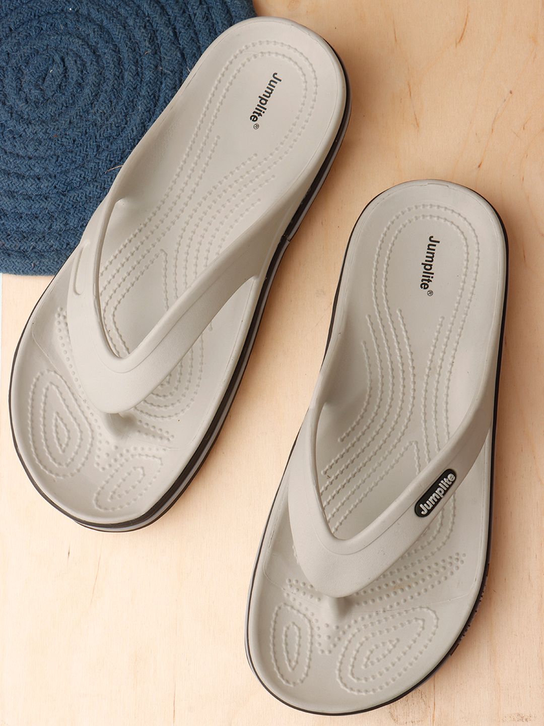 JUMPLITE Men Colourblocked Thong Flip-Flops