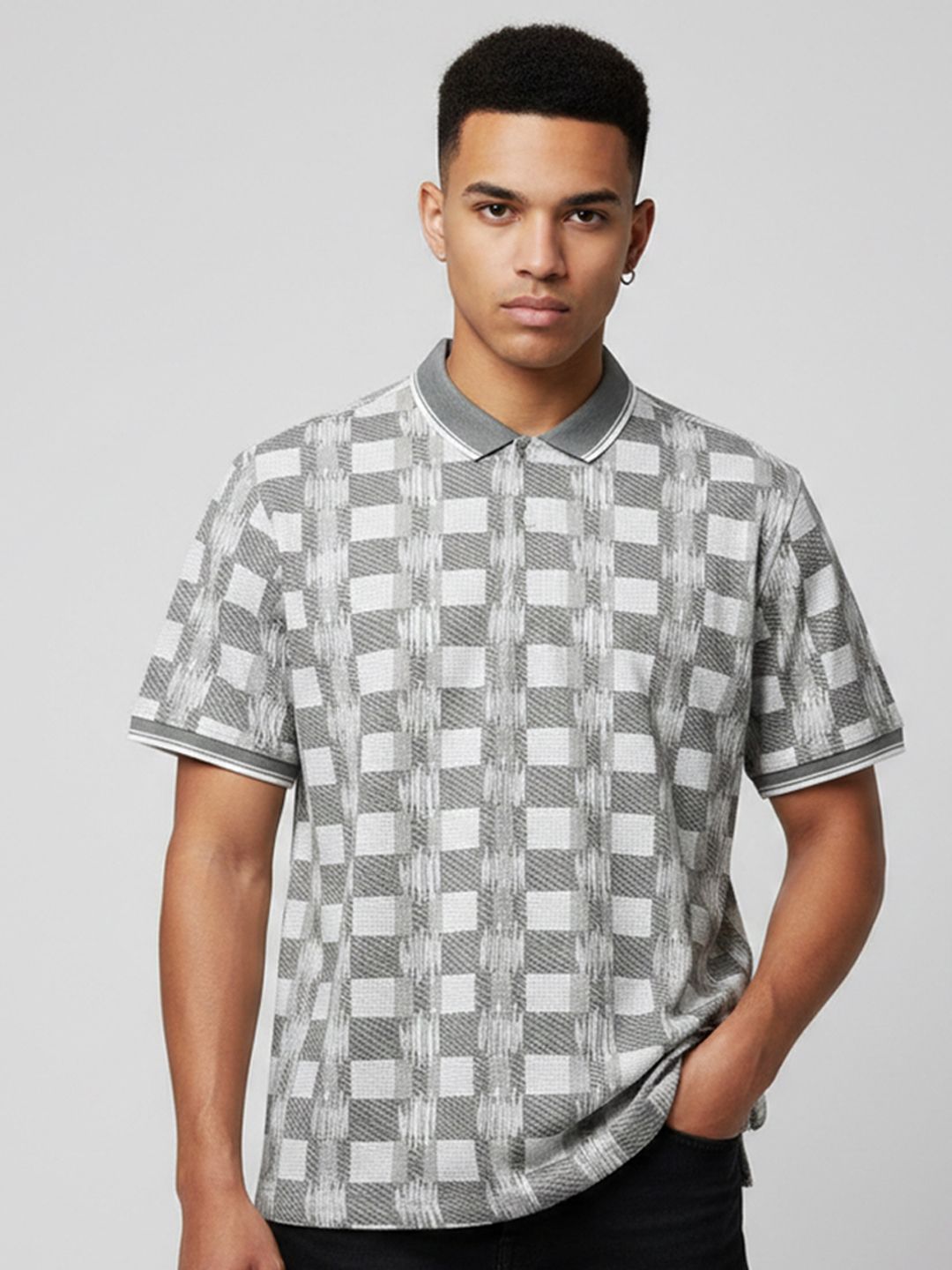 glitchez Men Checked Polo Collar T-shirt