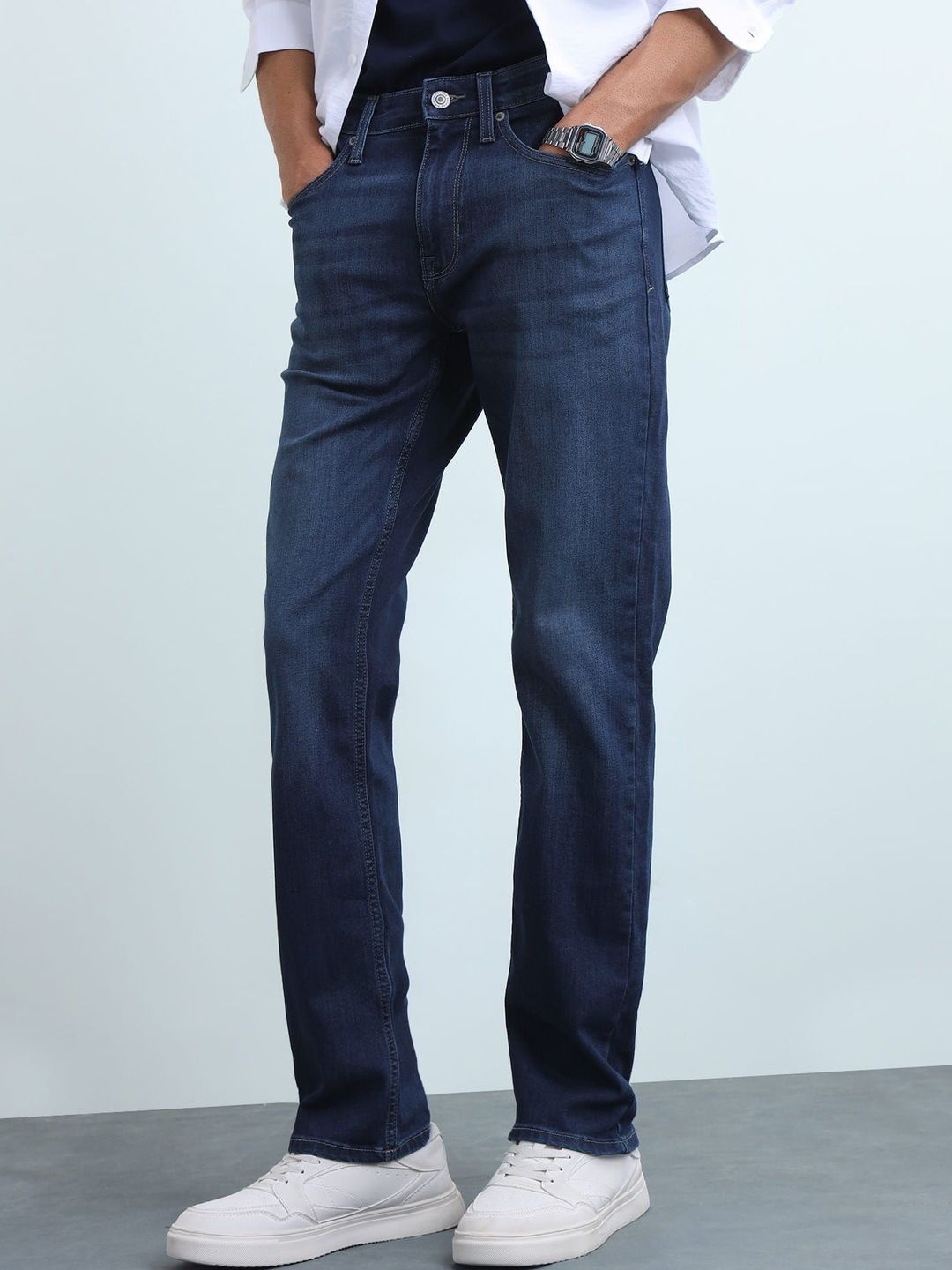 Flying Machine Men Straight Fit Mid-Rise Light Fade Stretchable Jeans