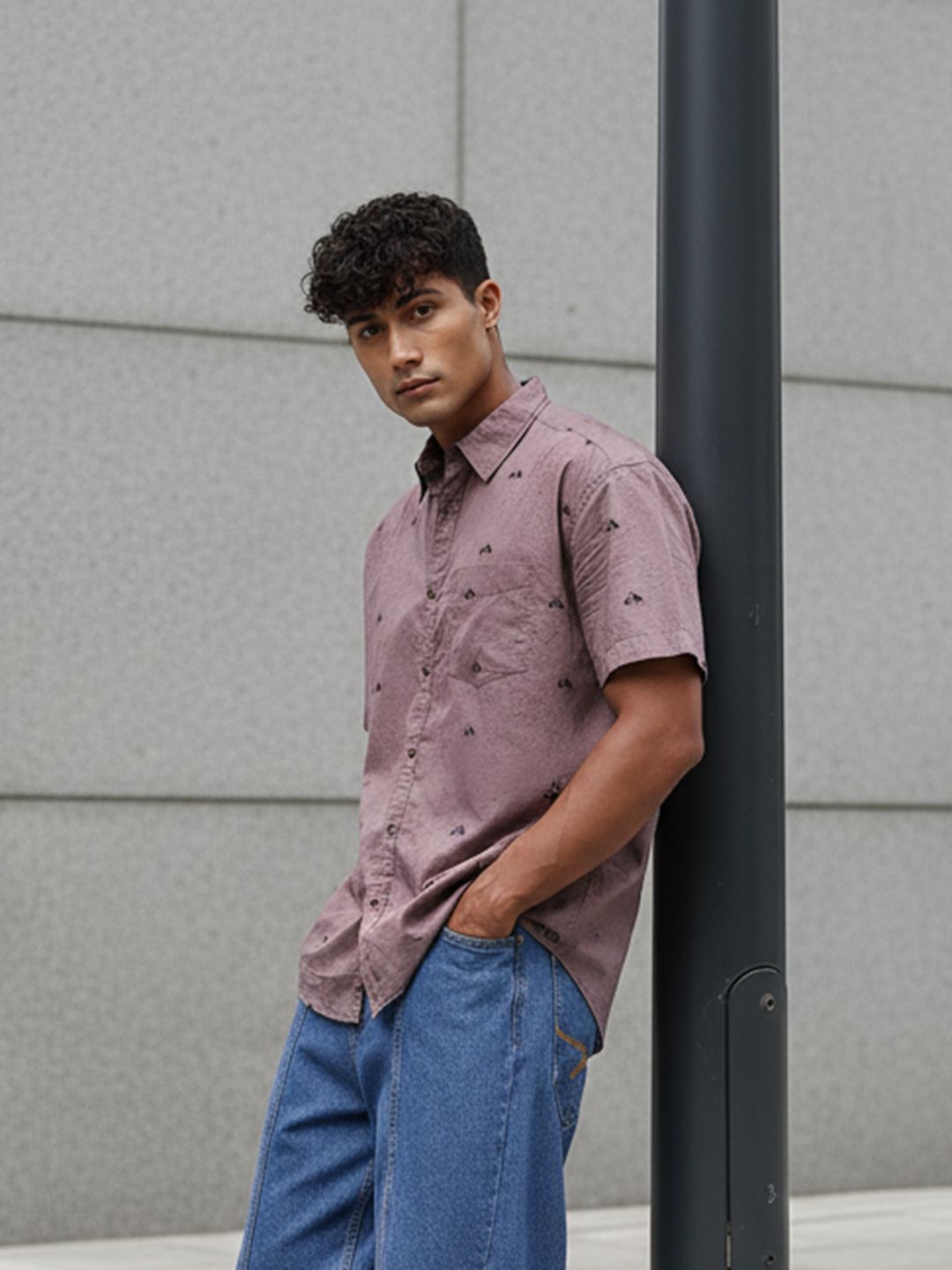 Roadster The Roadster Life Co. Pure Cotton Opaque Printed Relaxed Fit Casual Shirt