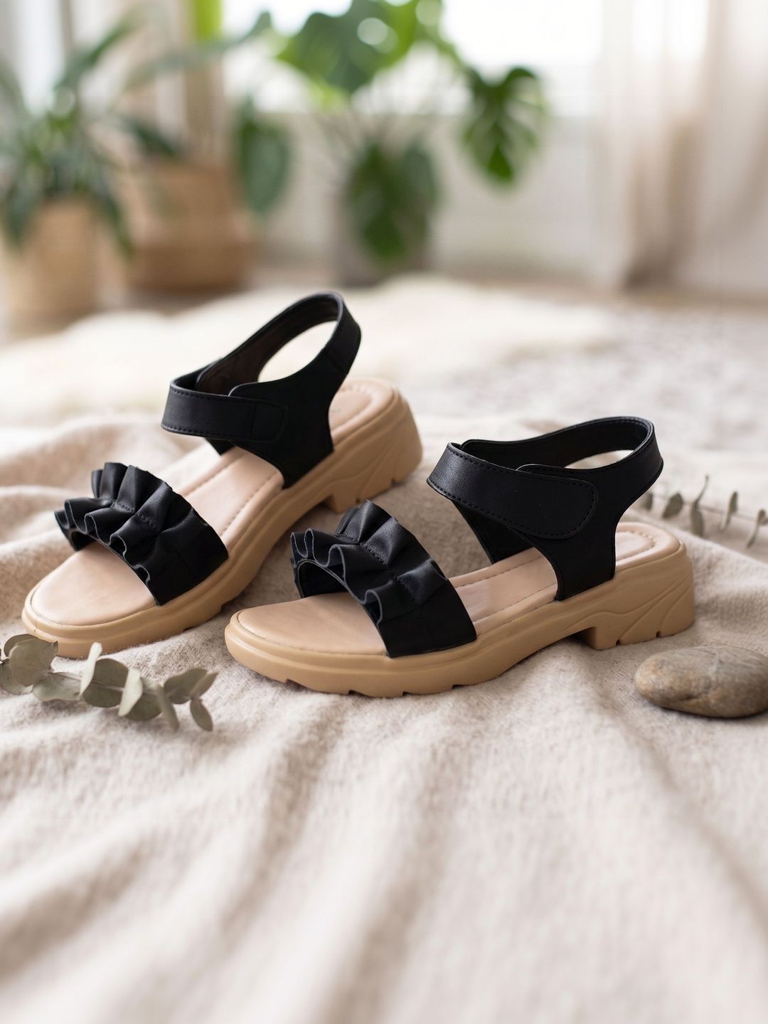 Ajanta Ajanta Girls Comfort Sandals