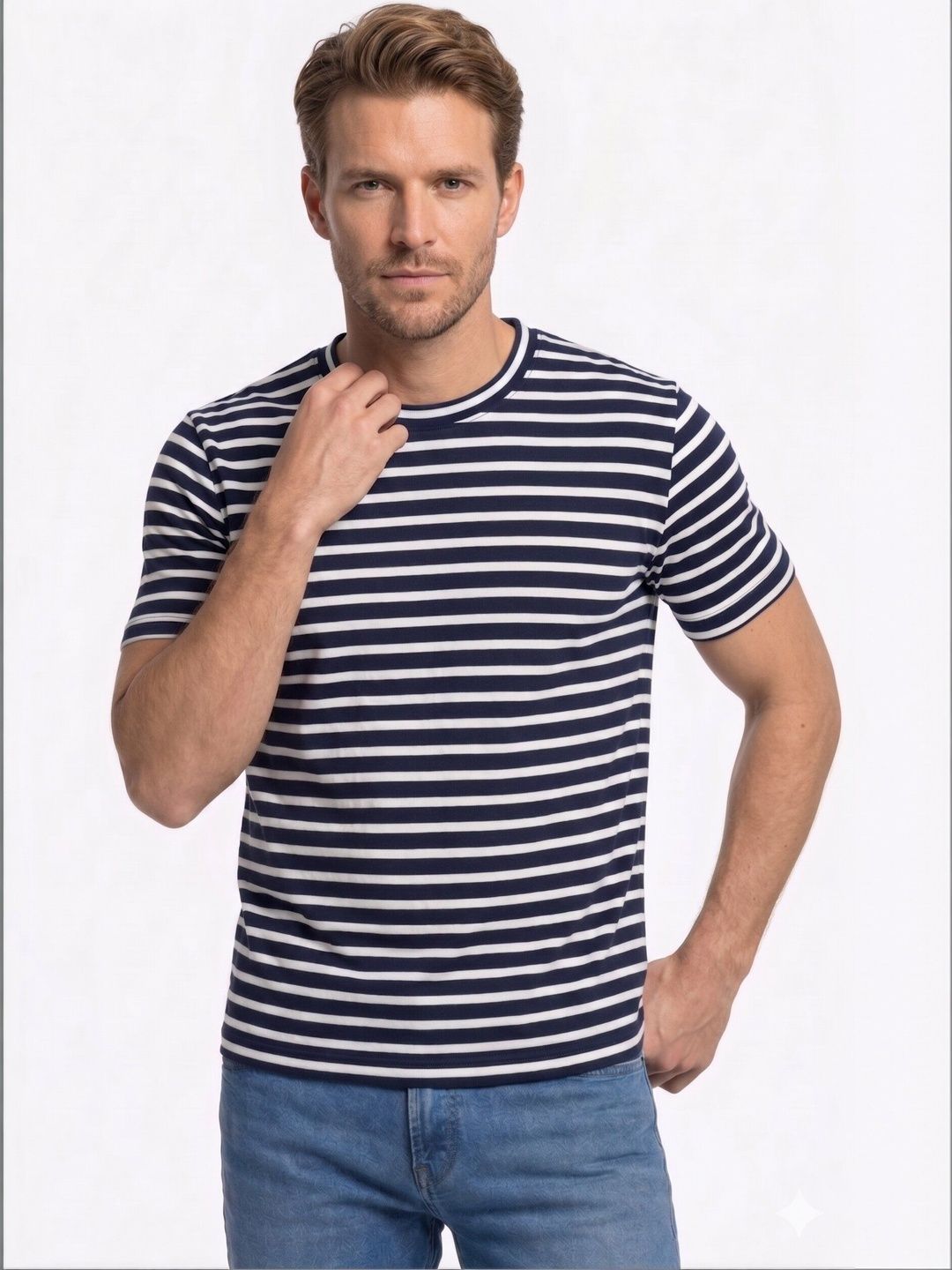 UnaOne Men Striped T-shirt