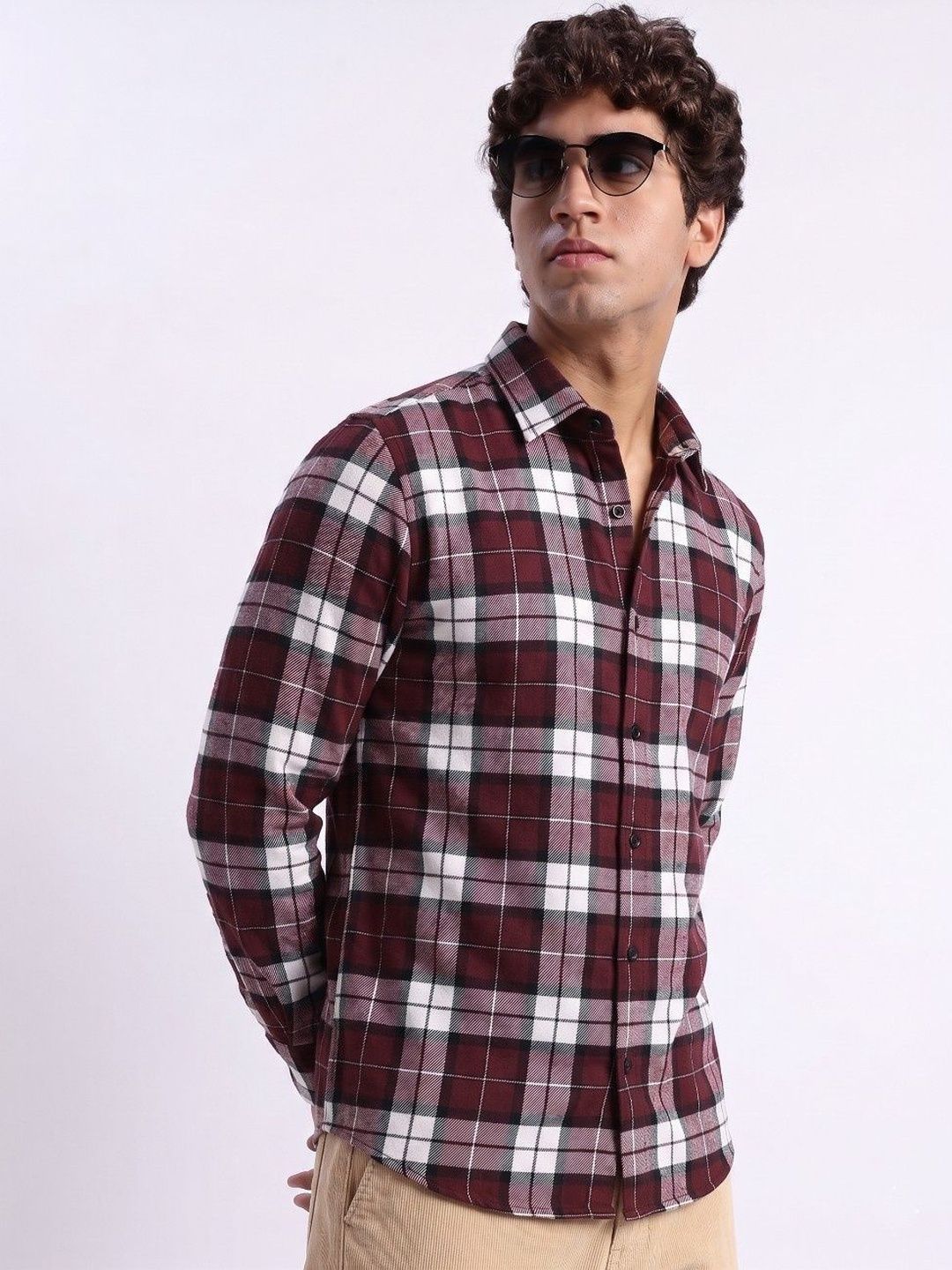 VELKYNOX Men Comfort Slim Fit Tartan Checks Checked Casual Shirt