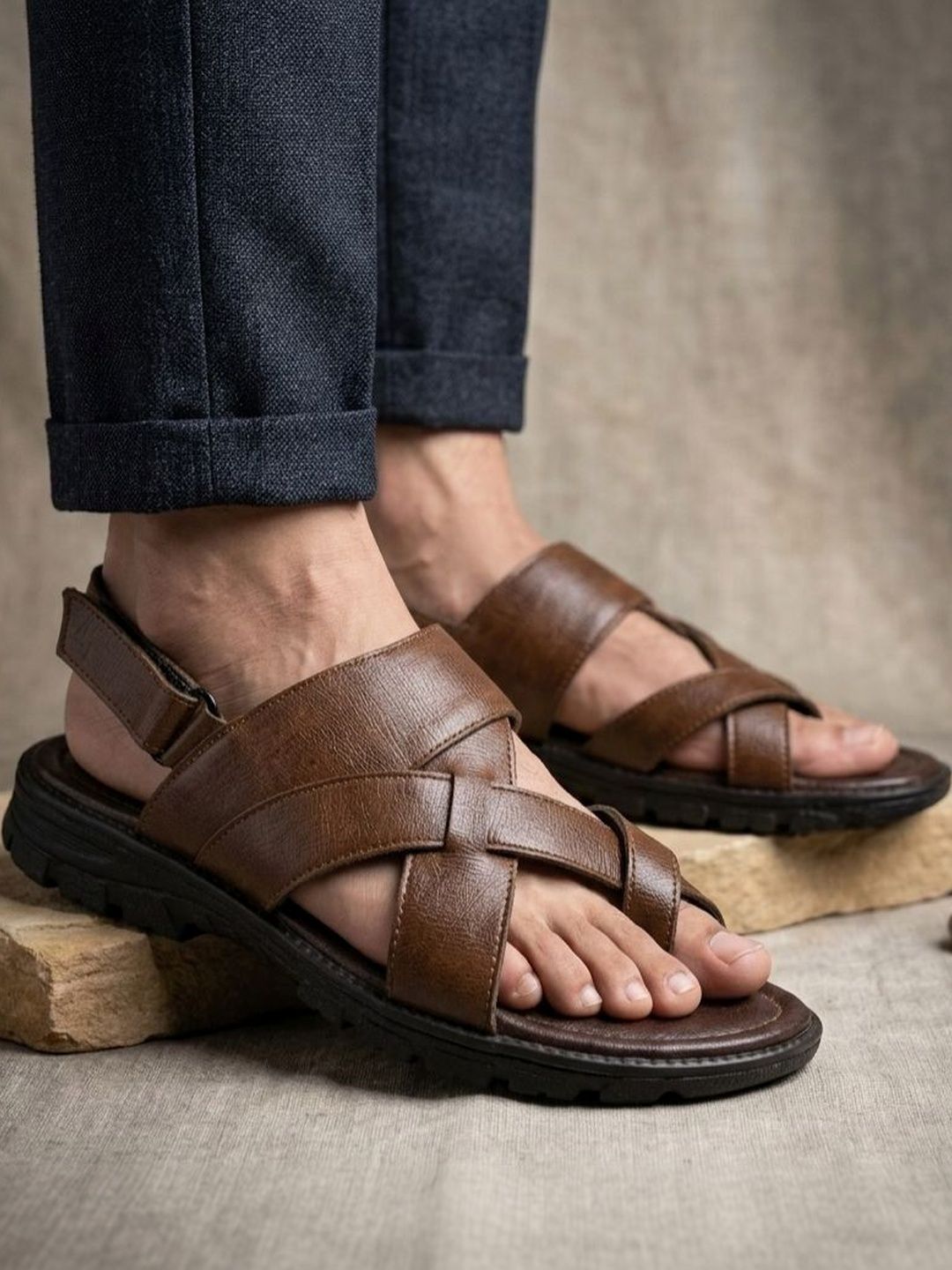 Viora Men Flip-Flops