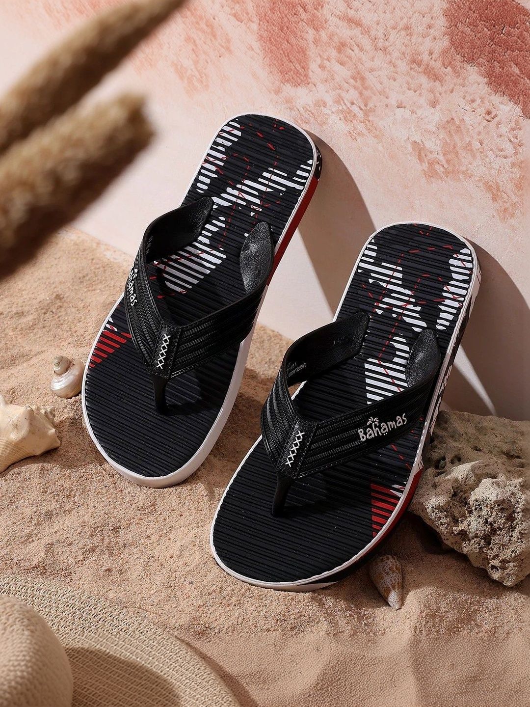 Bahamas Men Printed Thong Flip-Flops