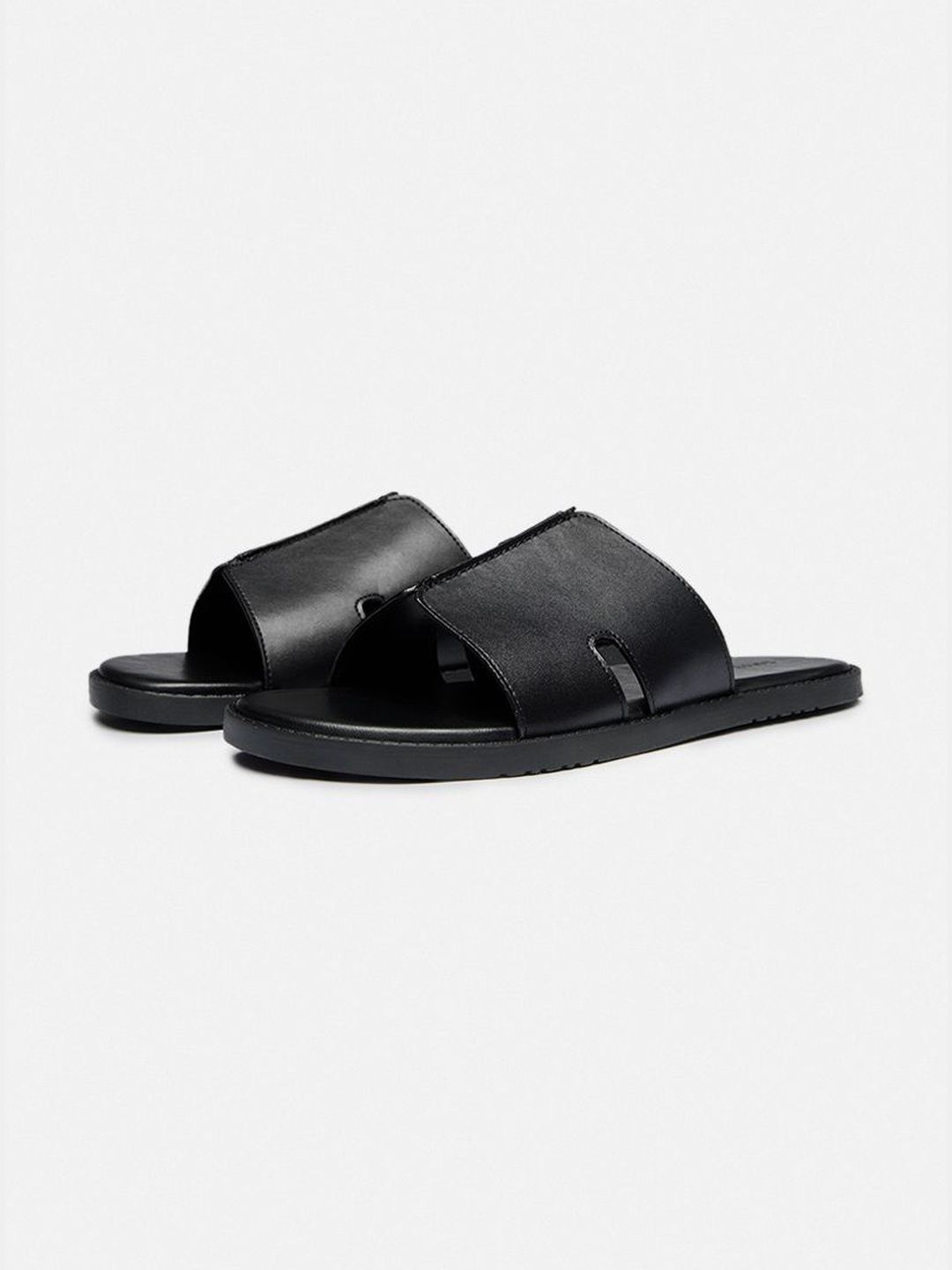 Snitch Men Perforations Suede Slip-On Sneakers