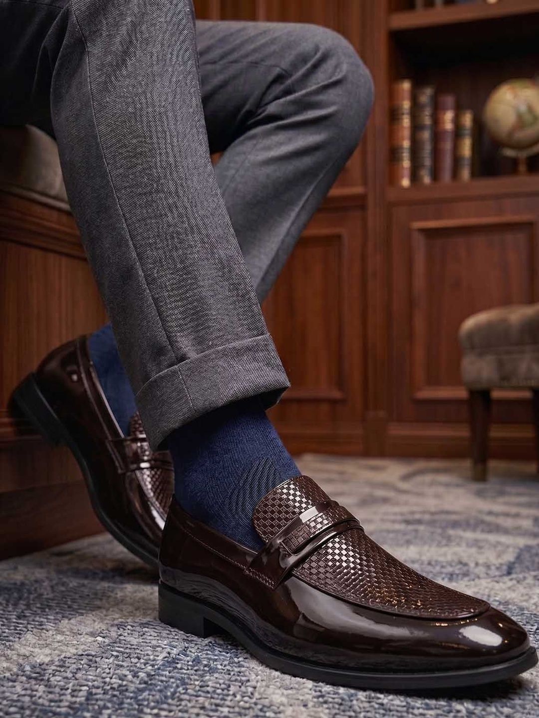HERE&NOW Men Textured Formal Loafers