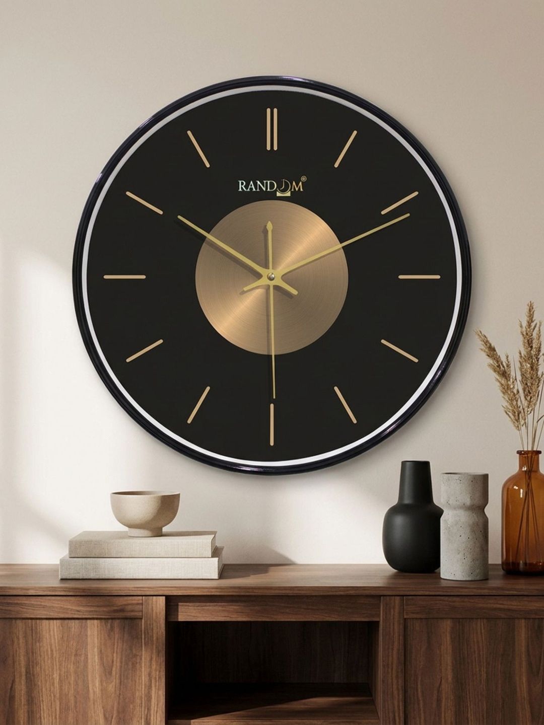 RANDOM RANDOM Black Plastic Silent Non-Ticking Round Analog Battery Wall Clock  33 cm