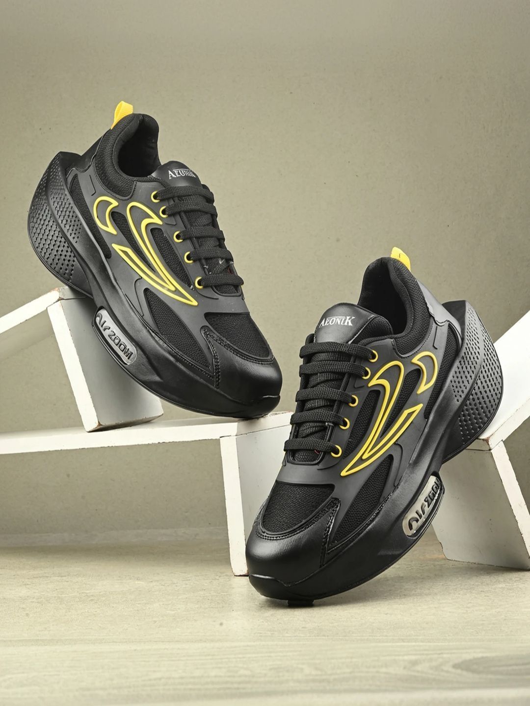 Aeonik Men Training or Gym Shoes
