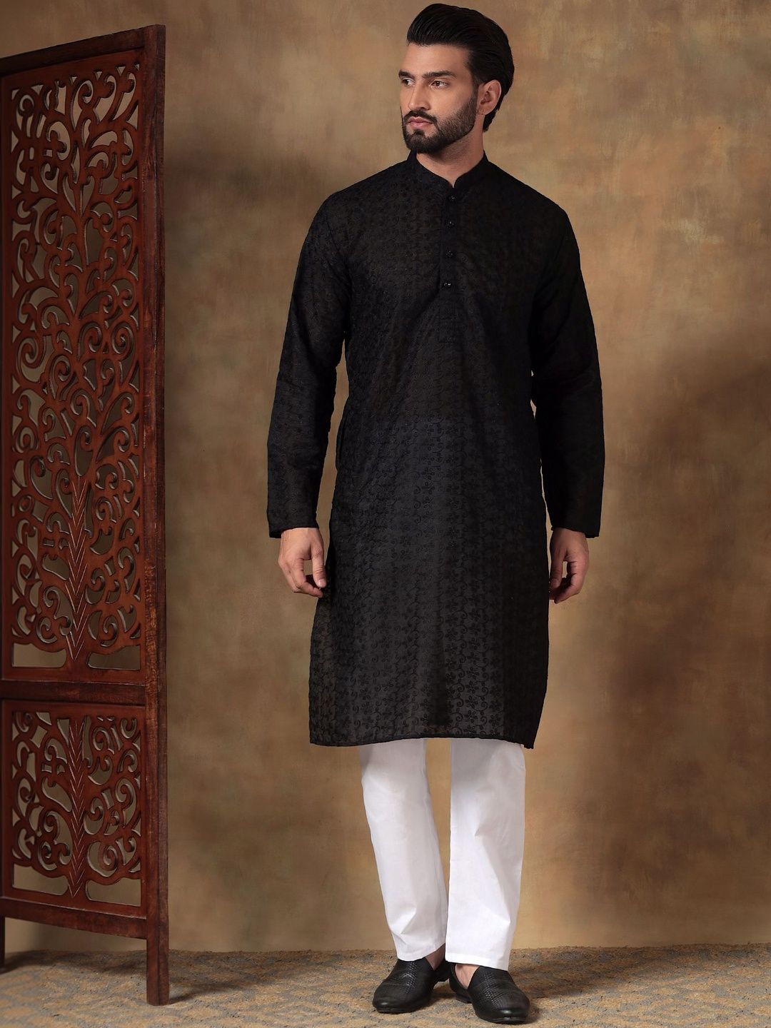 Excent Men Floral Embroidered Festive Cotton Straight Kurta