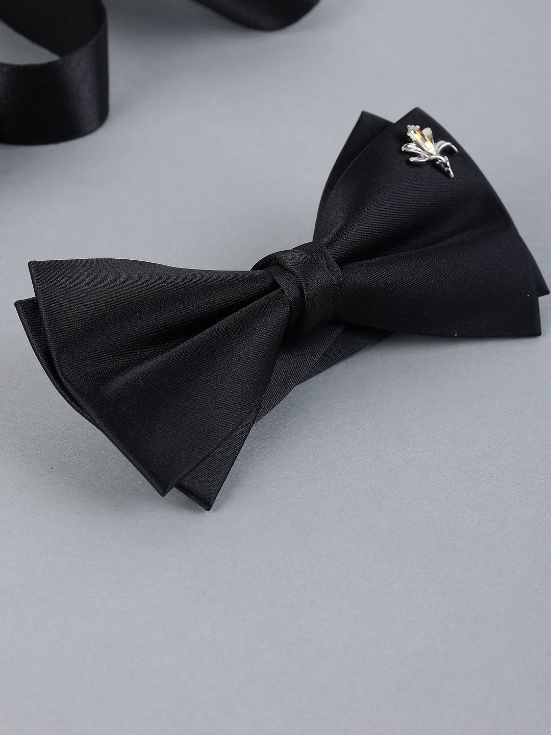 Alvaro Castagnino Men Woven Design Bow Tie