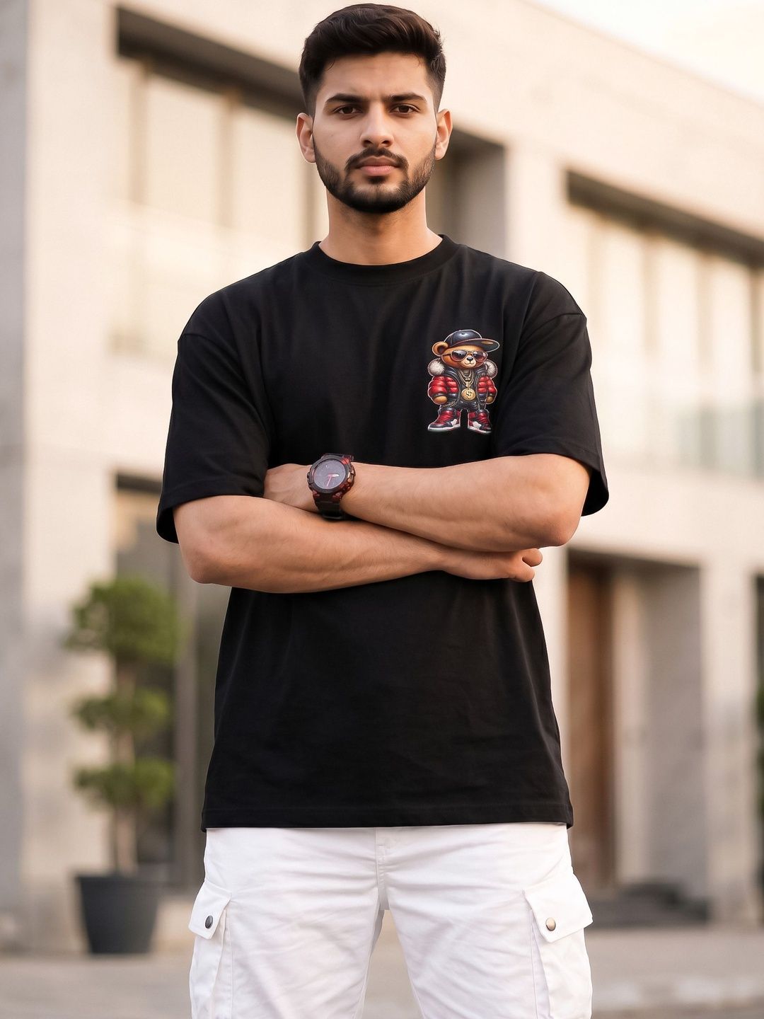 CHUGHZ Men Oversized Graphic T-shirt