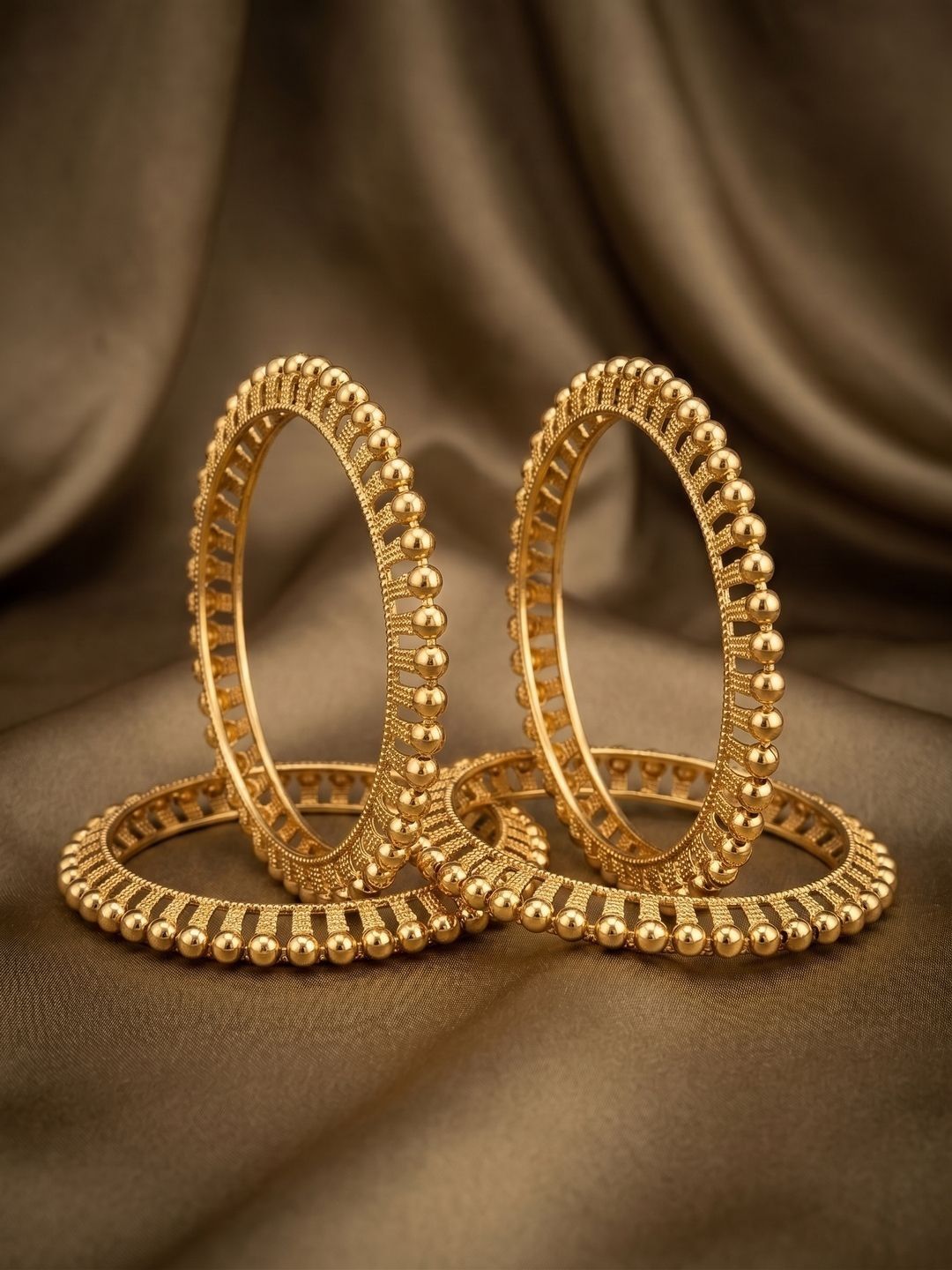 Nui Set Of 4 Stone Studded Bangle