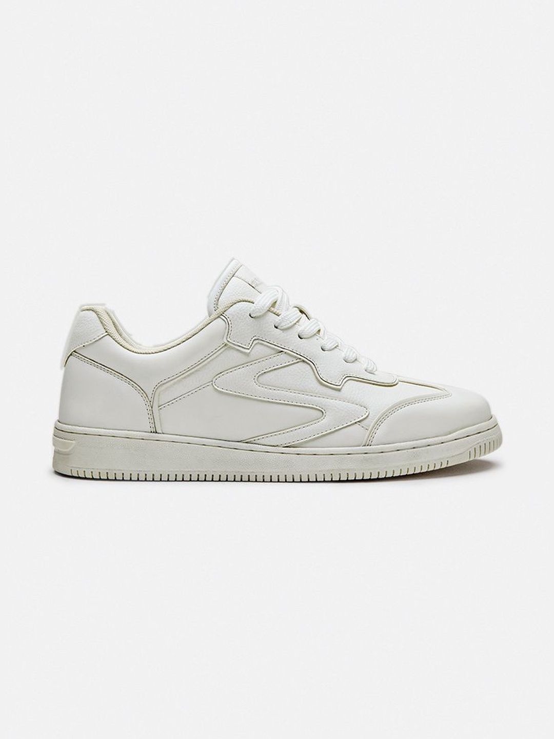 Snitch Men Textured Suede Sneakers