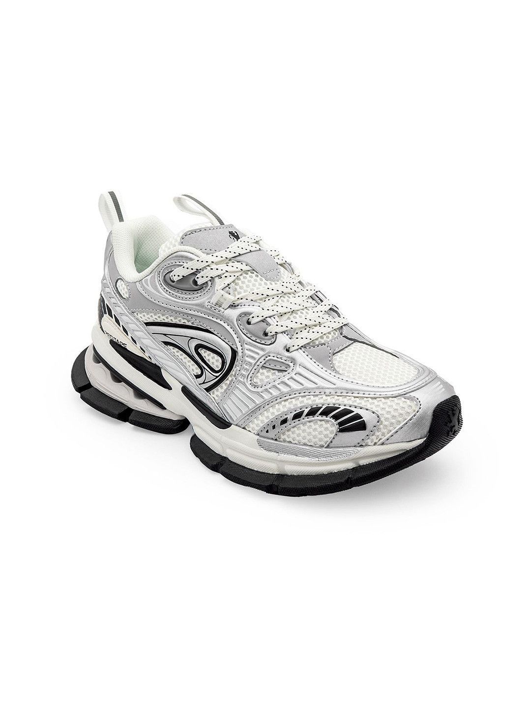Red Tape Women Textured Round Toe Sneakers