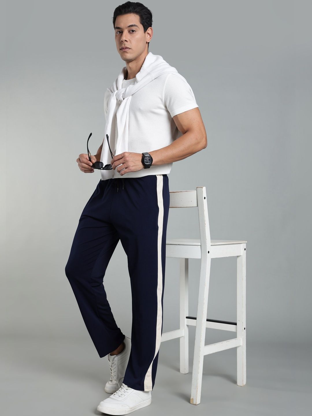 SZN SZN Men Regular Fit Colourblocked Track Pants