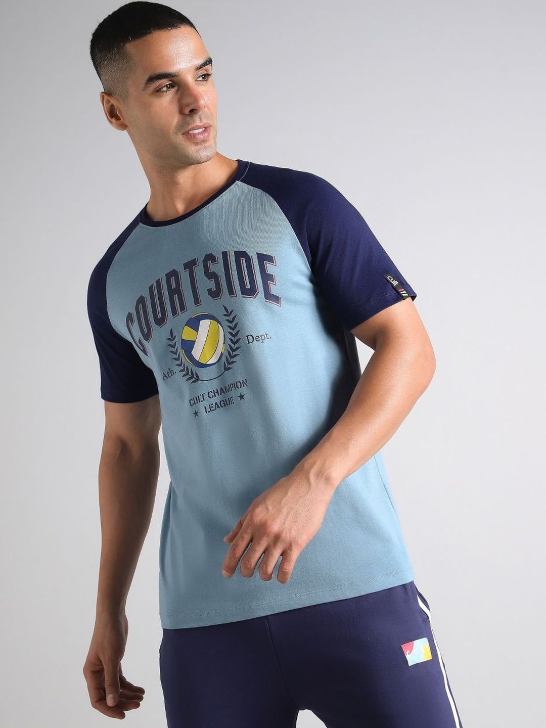 CULT Men Blue Courtside Sporty Colorblock T-shirt