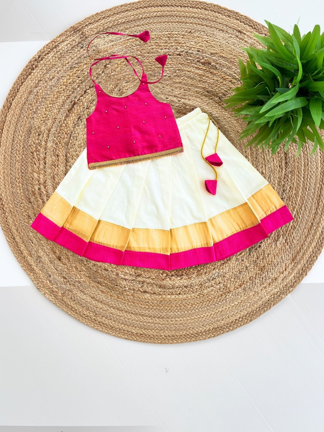 STANWELLS KIDS Girls Embellished Beads and Stones Ready to Wear Lehenga
