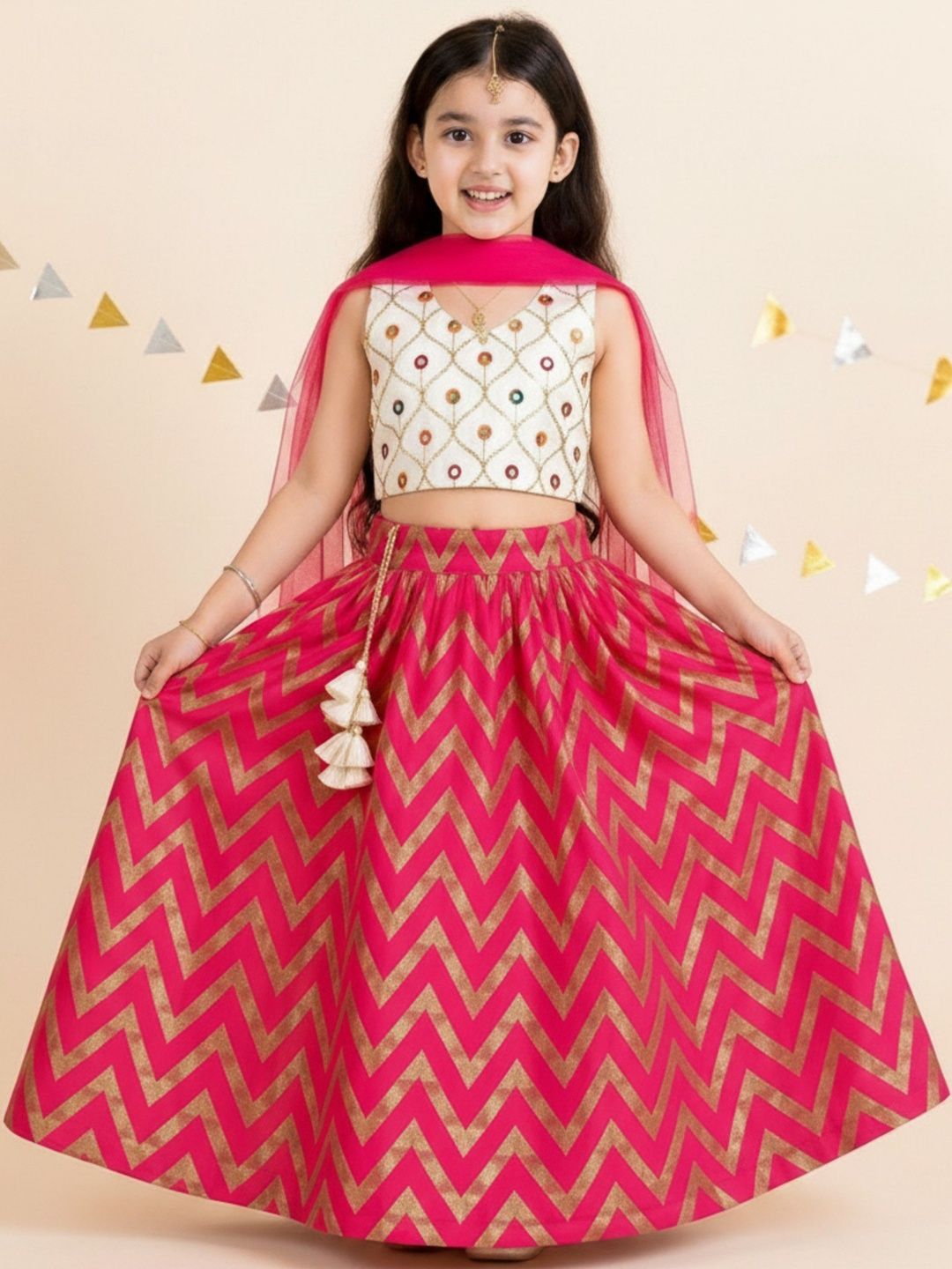 Sainur creation Girls Embellished Sequinned Foil Print Ready to Wear Lehenga & Blouse With Dupatta