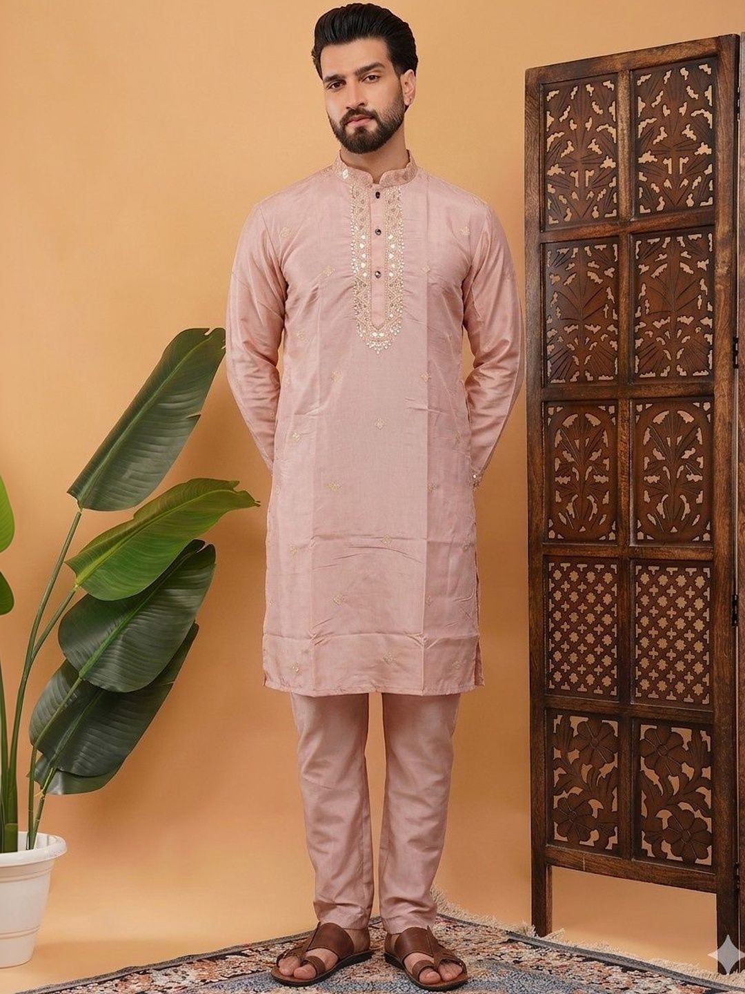 Shiv Leela Men Embellished Mirror Work Kurta