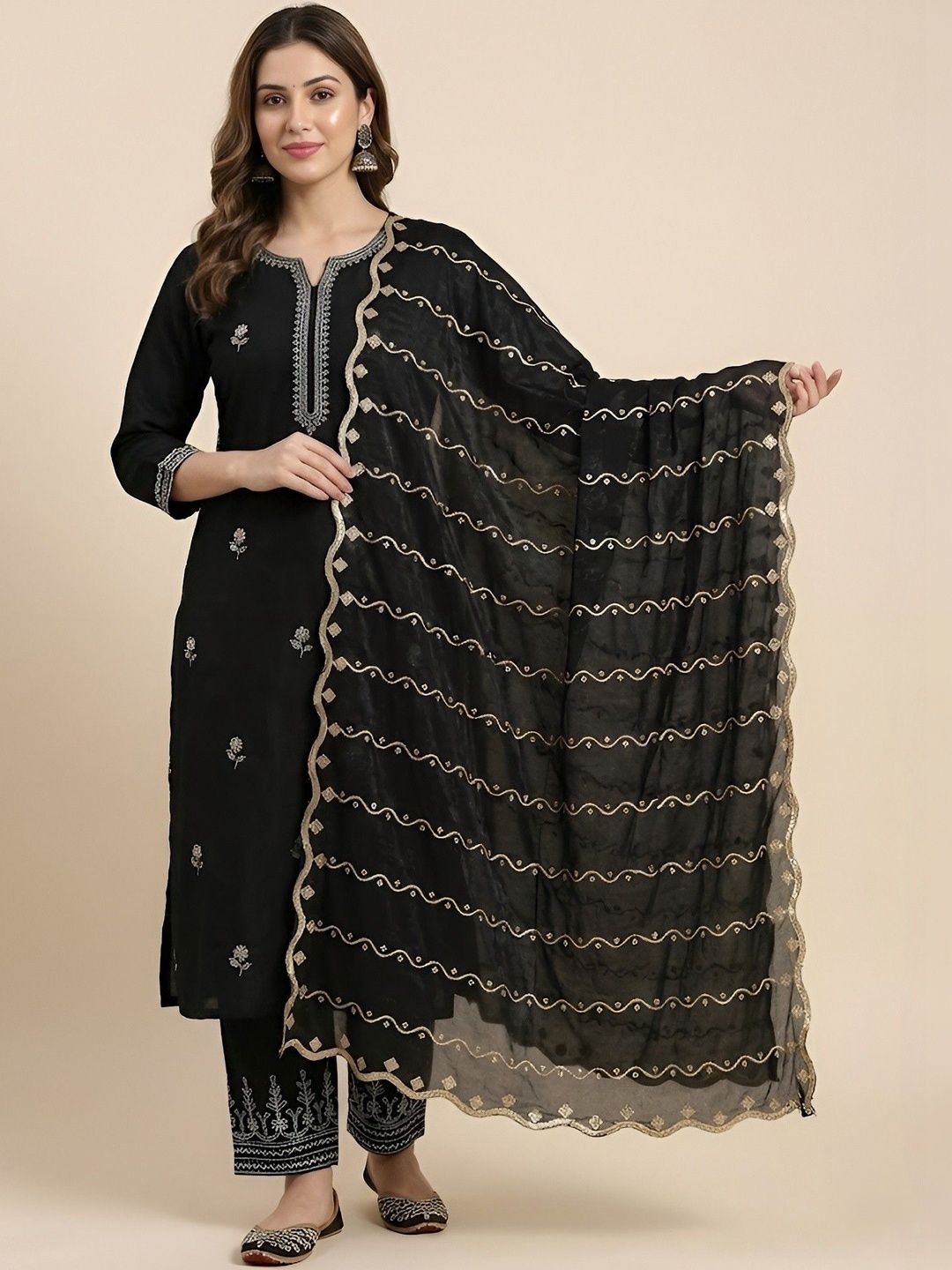 MUFFLY Ethnic Motifs Woven Design Dupatta with Sequinned