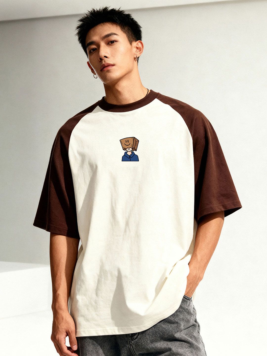TOM MILTON Men Off White Raglan Sleeve Round Neck T-Shirt