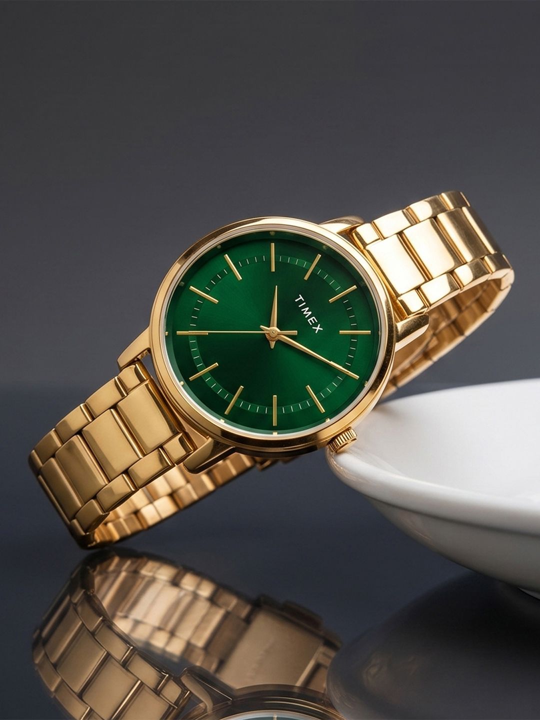 Timex Round 21mm Green Dial Analog Women Watch - TWEL15803