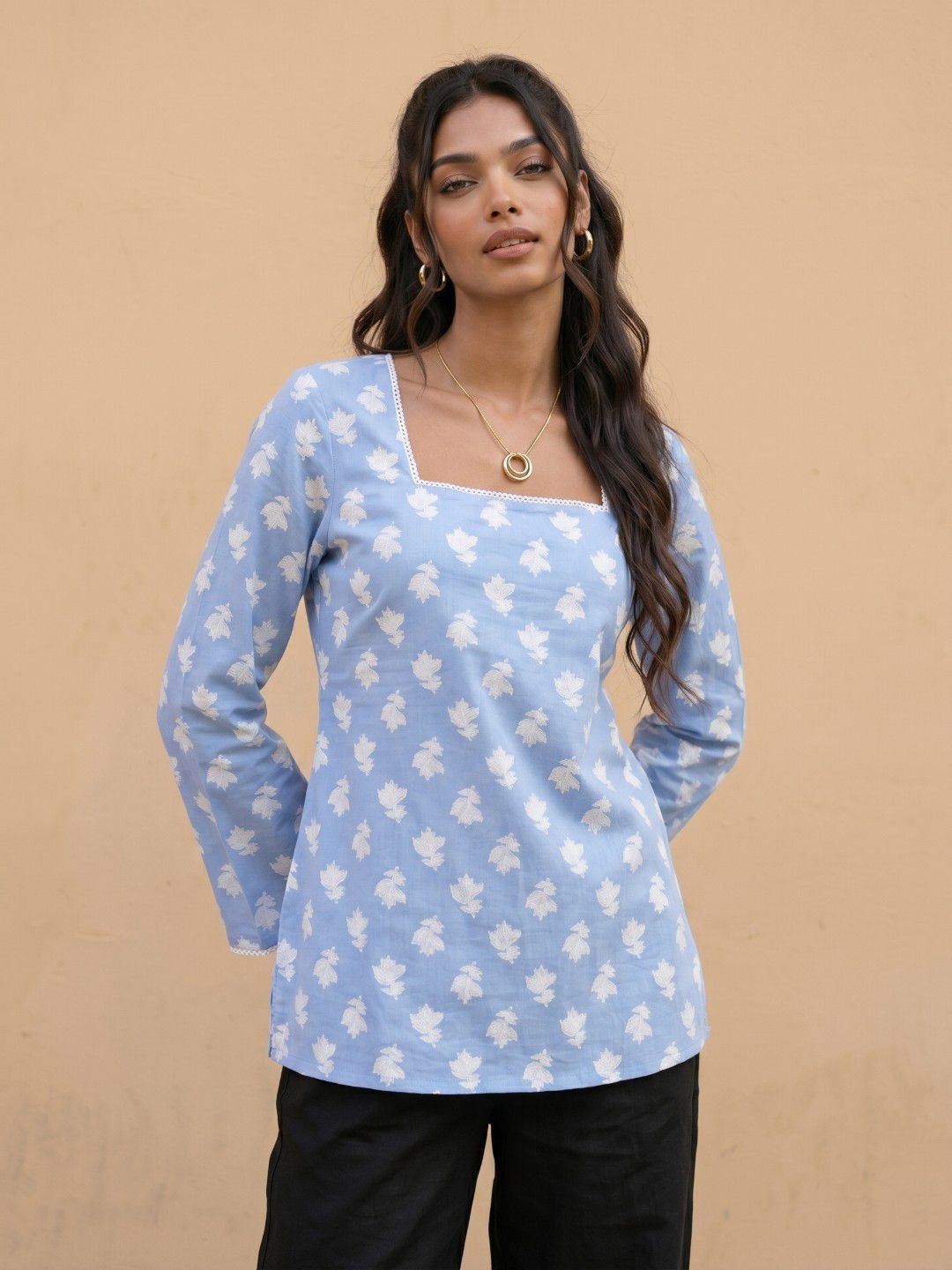 fusion by glitchez Floral Printed Square Neck Pure Cotton Kurti