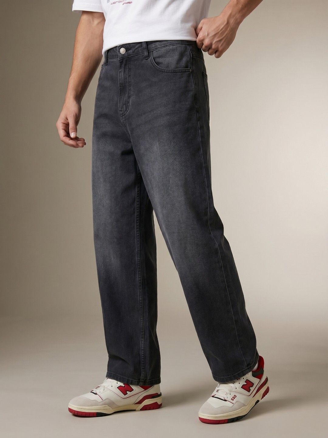 glitchez Men Baggy Fit Mid-Rise Light Fade Stretchable Jeans