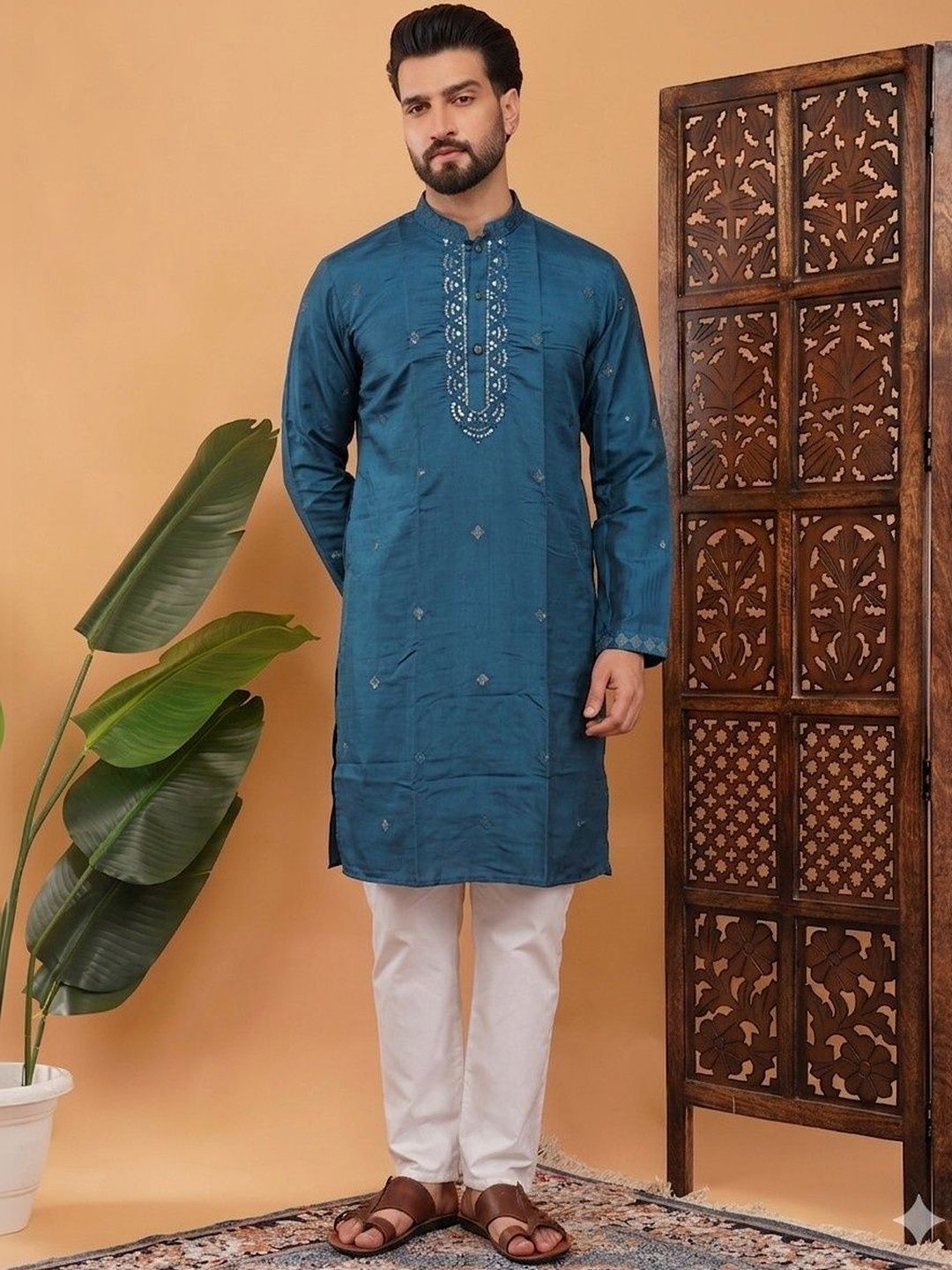 Shiv Leela Men Embellished Sequinned Kurta