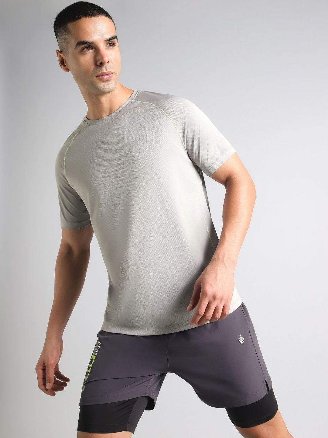CULT Men Grey Everyday Workout Train Tshirt