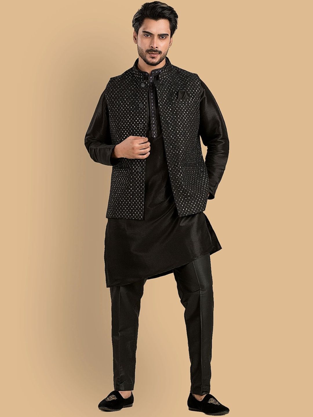 TRENDS OF ETHNIC Embroidered Mandarin Collar Nehru Jacket