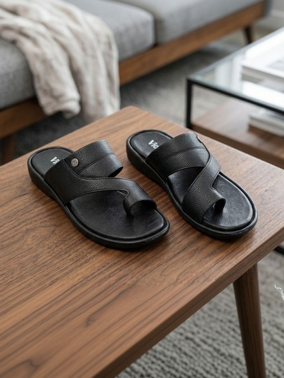 Viora Men Thong Flip-Flops