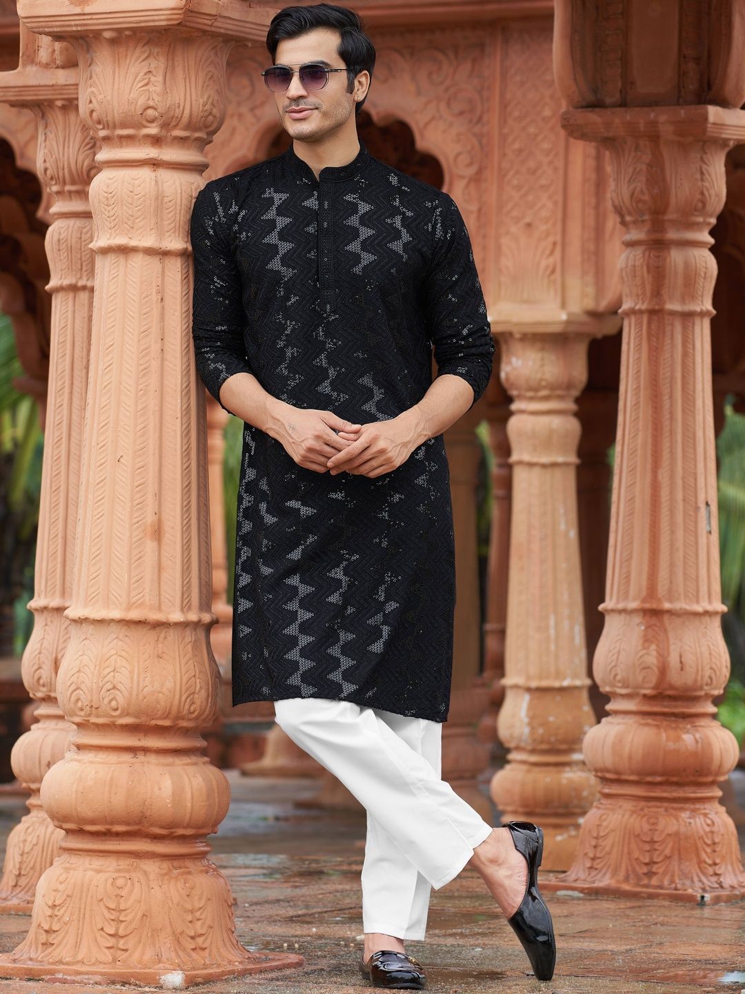 House of Pataudi Men Embellished Sequinned Grandeur & Majestic Artwork Kurta