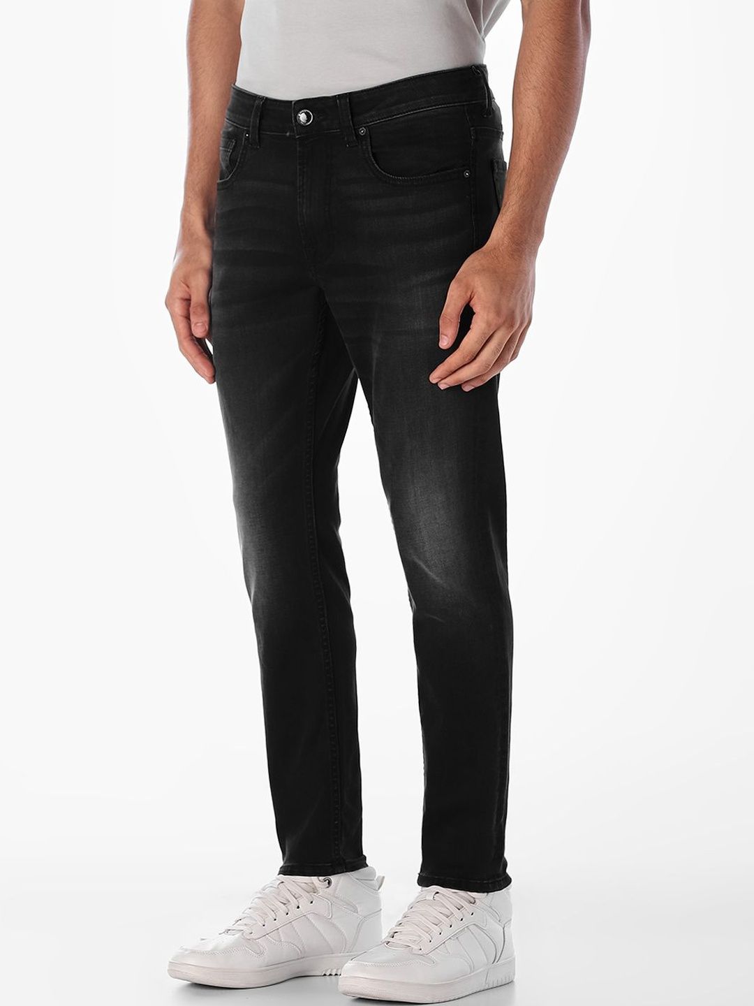 Slim Fit Mid-Rise Light Fade Stretchable Jeans
