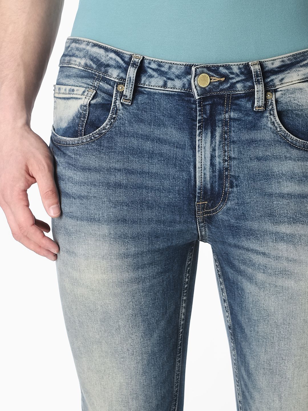 Skinny Fit Low-Rise Light Fade Stretchable Jeans