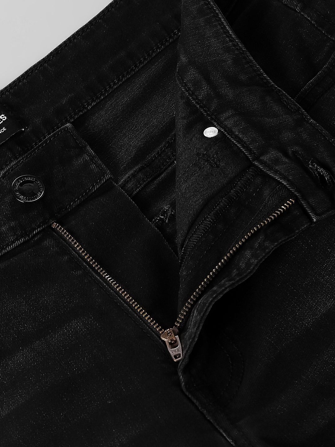 Slim Fit Mid-Rise Light Fade Stretchable Jeans