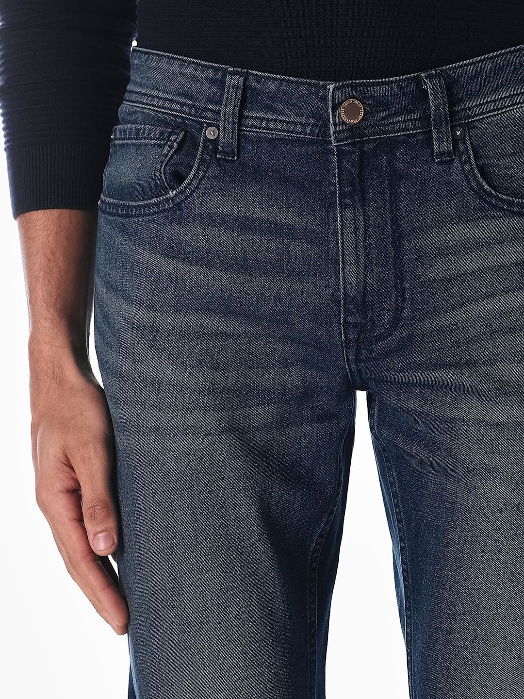 Regular Fit Low-Rise Light Fade Stretchable Jeans