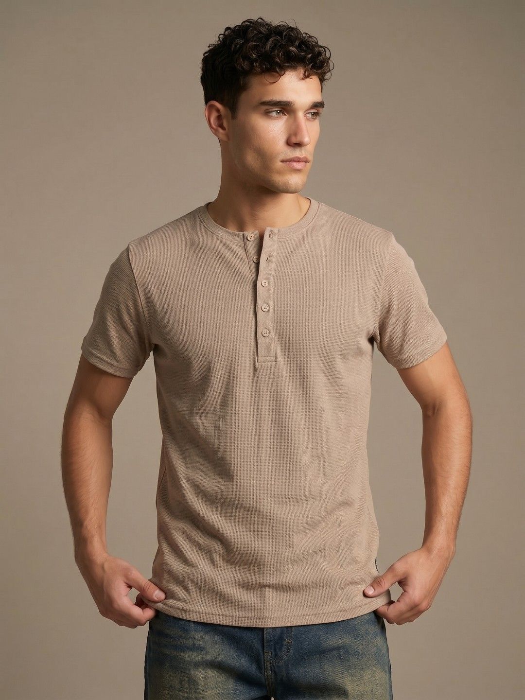 glitchez Men Henley Neck T-shirt
