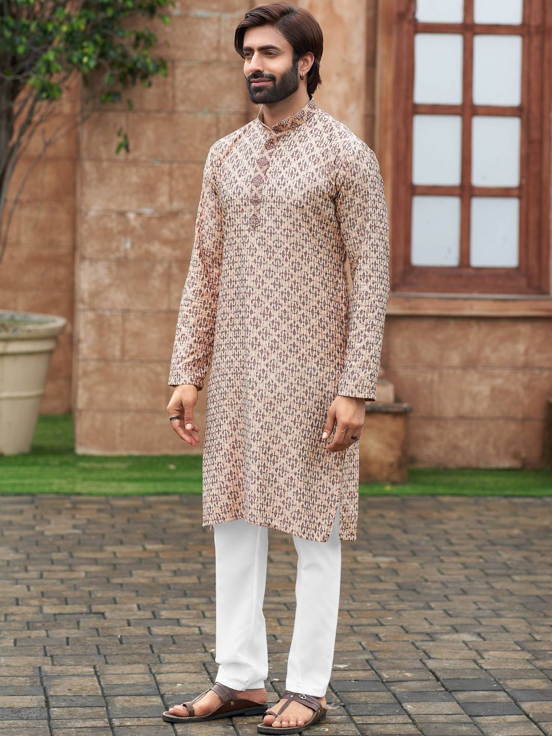 House of Pataudi Men Embroidered Mandarin Collar Knee Length Straight Kurta