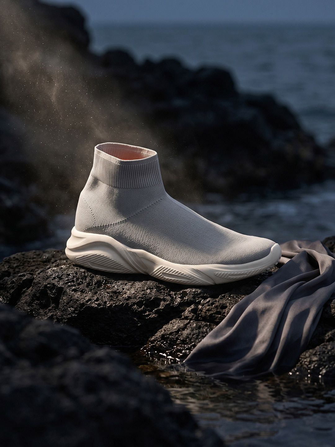 HRX by Hrithik Roshan Men Comfortable Casual Sneakers