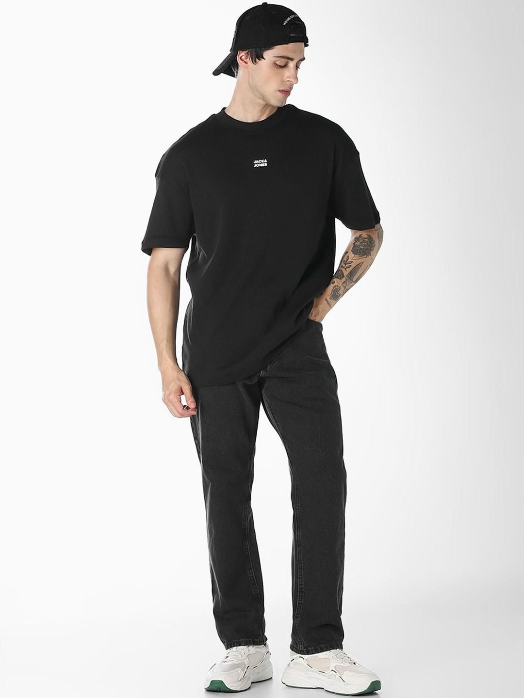 Straight Fit Low-Rise Light Fade Jeans